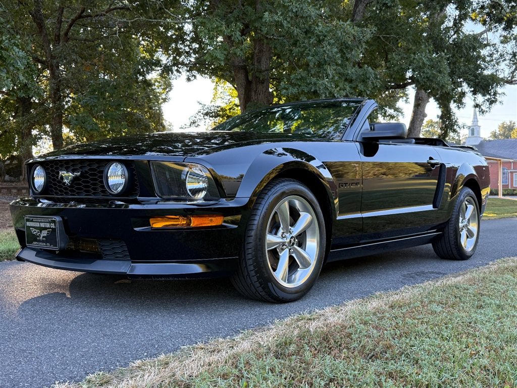 Used 2007 Ford Mustang GT RWD image 6