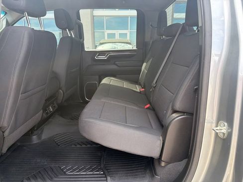 Used 2024 Chevrolet Silverado 2500 LT AWD/4WD image 10