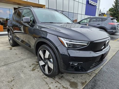 Certified 2023 Volvo XC40 Recharge Ultimate w/ Protection Package Premier AWD/4WD image 3