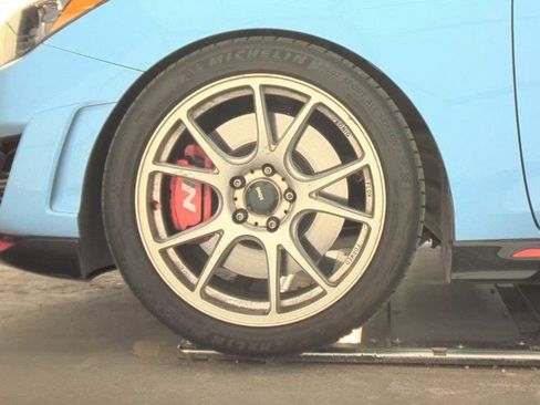 Used 2020 Hyundai Veloster N w/ Performance Package image 14