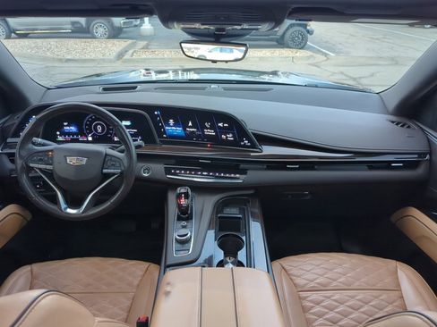 Used 2022 Cadillac Escalade Sport w/ Touring Package image 40