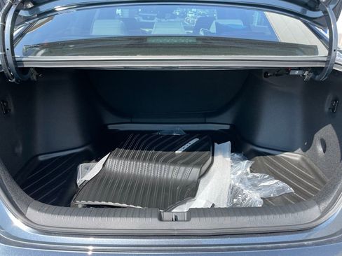 Used 2025 Honda Accord LX image 40