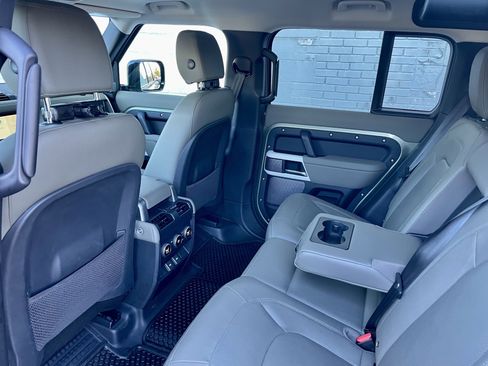 Certified 2024 Land Rover Defender 110 S image 30