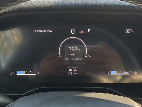 Used 2024 Jeep Grand Cherokee L Limited w/ Black Appearance Package image 34