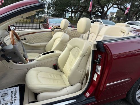 Used 2009 Mercedes-Benz CLK 350 CLK 350 Cabriolet 2D image 18