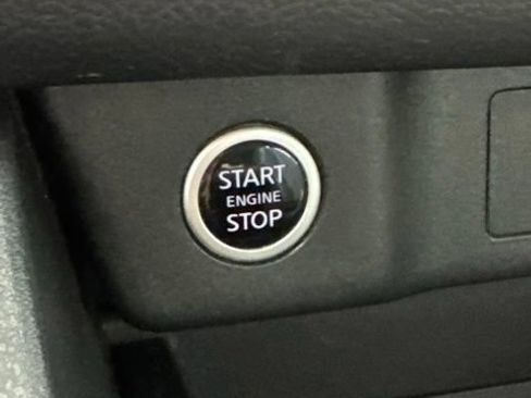 Certified 2022 Nissan Rogue S FWD image 7