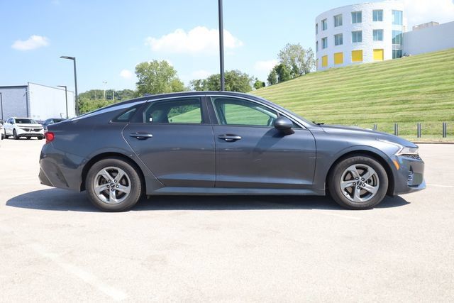 Used 2022 Kia K5 LXS FWD image 3