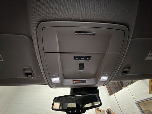 Certified 2016 GMC Sierra 2500 SLT w/ Driver Alert Package image 22