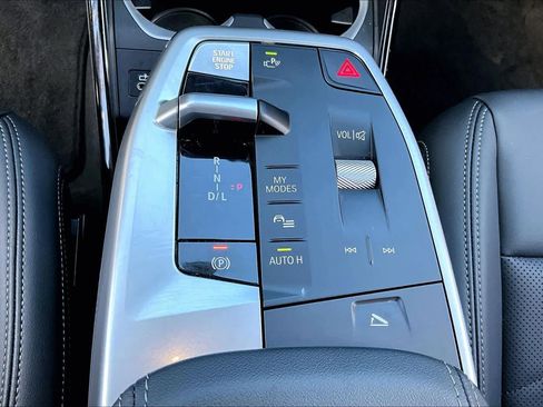 Used 2025 BMW X2 xDrive28i image 33