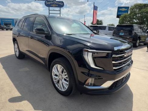 Certified 2026 GMC Acadia Elevation w/ Elevation Premium Package FWD image 2