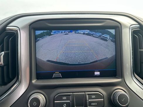 Used 2022 Chevrolet Silverado 2500 LT w/ Convenience Package AWD/4WD image 17