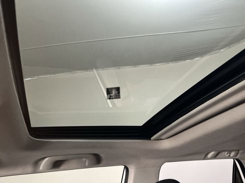 Used 2019 Toyota 4Runner SR5 Premium AWD/4WD image 25