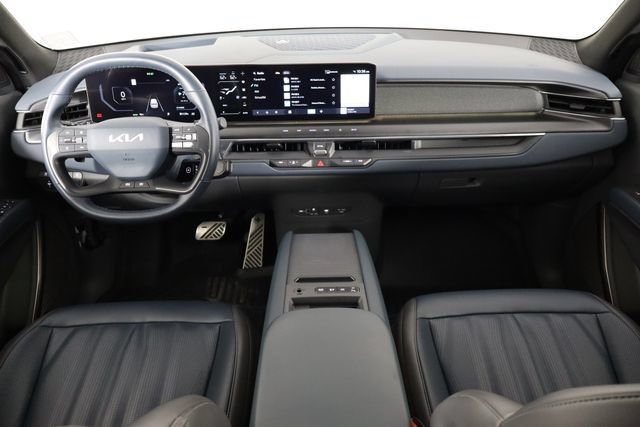 Certified 2024 Kia EV9 GT-Line AWD/4WD image 13