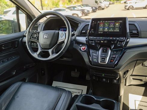 Used 2023 Honda Odyssey Touring image 40