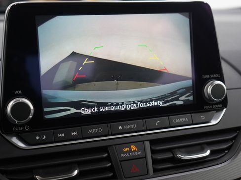 Used 2025 Nissan Altima 2.5 SR image 26