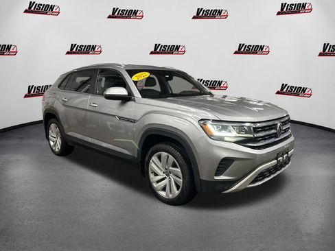 Used 2022 Volkswagen Atlas Cross Sport SE image 3