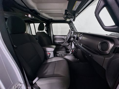 Used 2023 Jeep Wrangler Unlimited w/ 8.4" Radio Group image 31