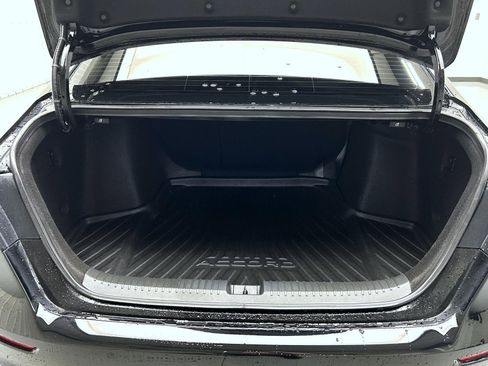 Used 2024 Honda Accord Touring image 21