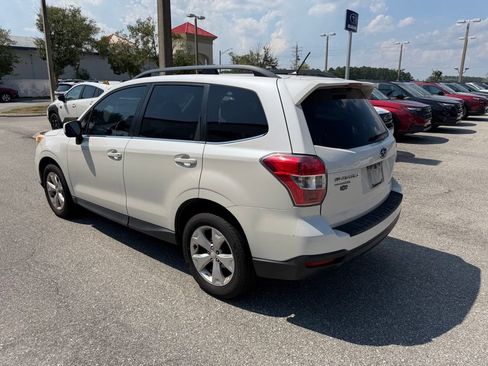 Used 2015 Subaru Forester 2.5i Limited w/ Popular Package #2 AWD/4WD image 6