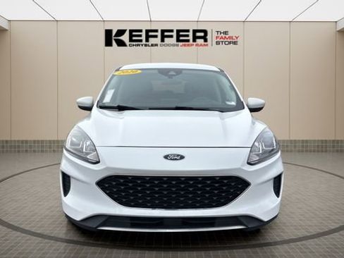 Used 2020 Ford Escape SE image 8
