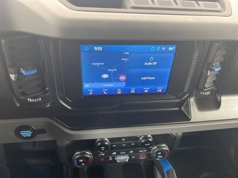 Used 2021 Ford Bronco Black Diamond AWD/4WD image 16