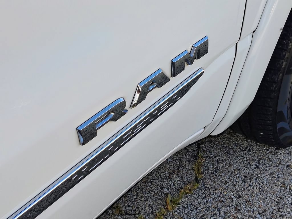 Used 2025 RAM 1500 Tungsten w/ Bed Utility Group AWD/4WD image 15