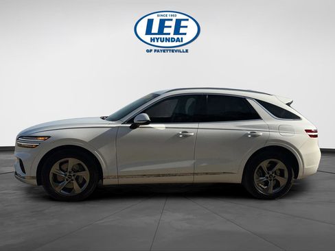 Used 2026 Genesis GV70 2.5T image 3