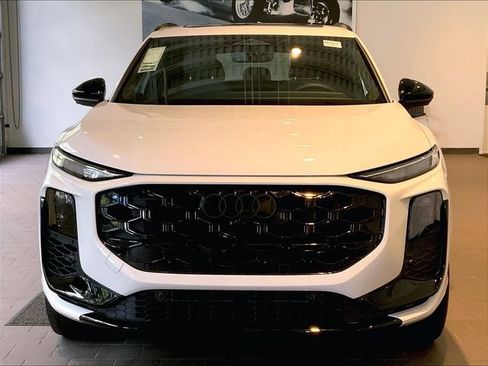 New 2026 Audi Q3 quattro 2.0T AWD/4WD image 5