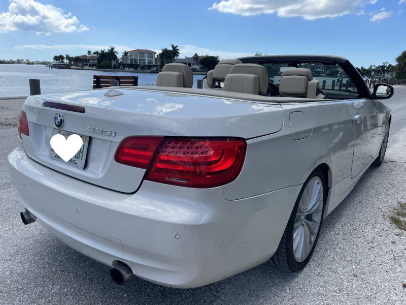 Used 2011 BMW 335i Convertible RWD image 7