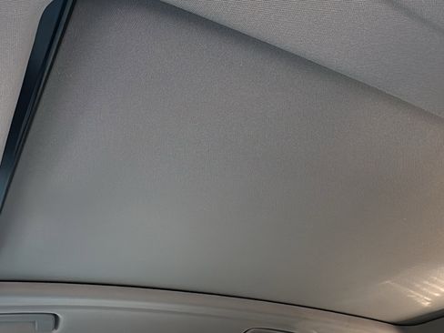 Used 2025 Audi Q5 Prestige image 11