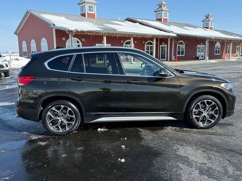 Used 2020 BMW X1 xDrive28i w/ Premium Package image 4