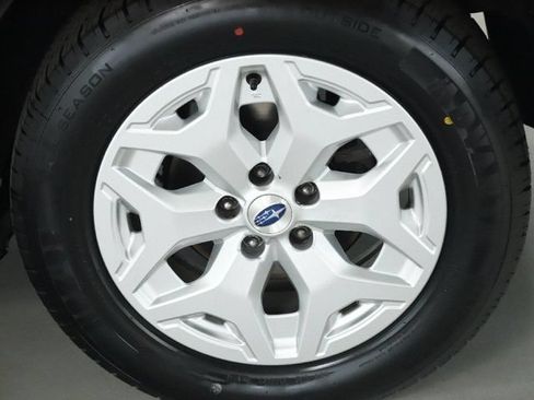 Used 2019 Subaru Forester w/ Popular Package #1 AWD/4WD image 38