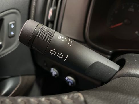 Certified 2022 GMC Canyon Elevation image 23