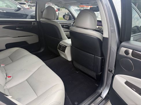 Used 2014 Lexus LS 460 L RWD image 15