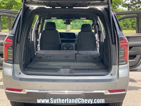 Used 2025 Chevrolet Tahoe LT AWD/4WD image 47