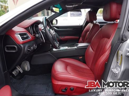 Used 2015 Maserati Ghibli image 76