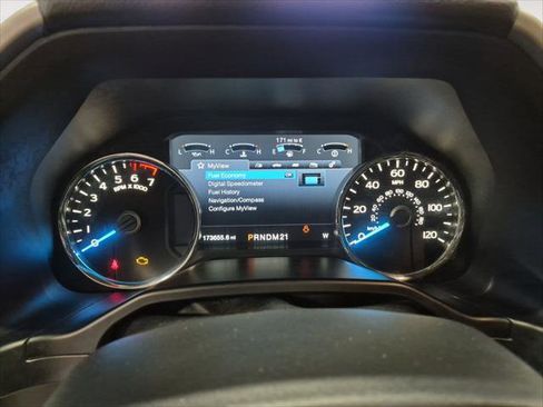 Used 2016 Ford F150 Lariat w/ Equipment Group 502A Luxury image 14