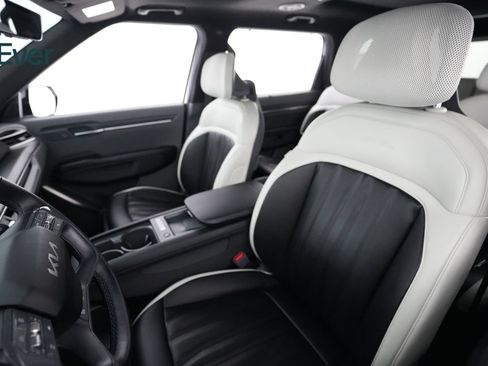 Used 2024 Kia EV9 GT-Line AWD/4WD image 4