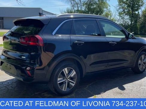 Used 2020 Kia Niro LXS FWD image 8