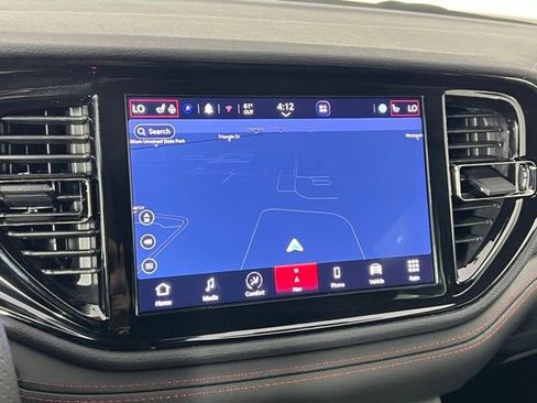 Used 2025 Dodge Durango GT w/ Blacktop Package RWD image 37