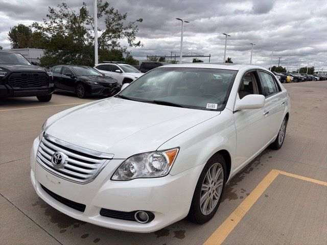 Used 2010 Toyota Avalon Limited FWD image 3
