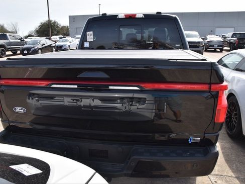 Used 2025 Ford F150 Lightning Lariat image 7
