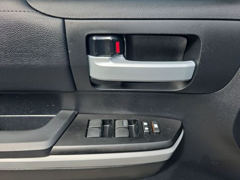 Used 2021 Toyota Tundra SR5 RWD image 18