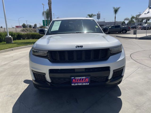 Used 2023 Jeep Grand Cherokee L Laredo AWD/4WD image 3