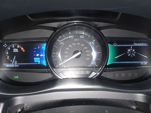 Used 2018 Ford Explorer XLT w/ Equipment Group 202A image 23