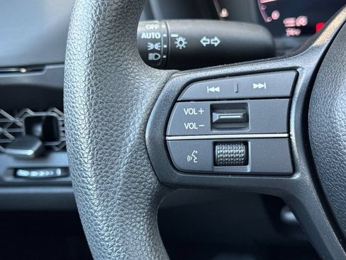Certified 2024 Honda Accord EX image 27