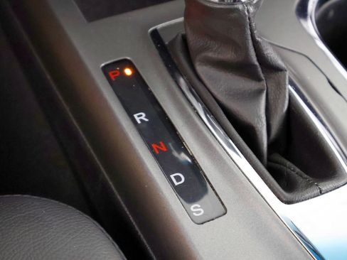 Used 2015 Acura RDX AWD w/ Technology Package image 36