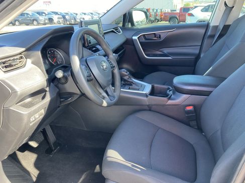 Certified 2022 Toyota RAV4 LE image 16