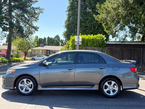 Used 2011 Toyota Corolla S FWD image 2