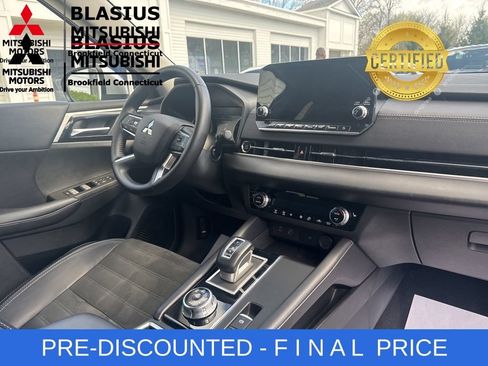 Used 2024 Mitsubishi Outlander SE AWD/4WD image 36